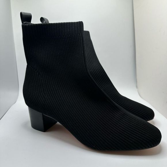 CUSHIONAIRE Women's Neely Stretch bootie +Memory Foam 10 WIDE BLACK - Picture 1 of 7